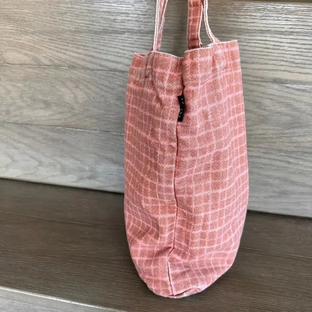 Thread Wallets Daily Two Handle Tote Bag - Picture 3 of 5